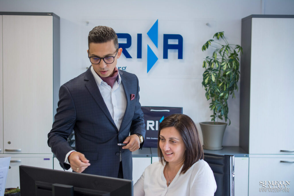 Бизнес портрети за RINA