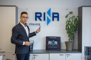Корпоративна бизнес фотография за мениджмънт и екип на RINA Bulgaria – Симеон Сълов.